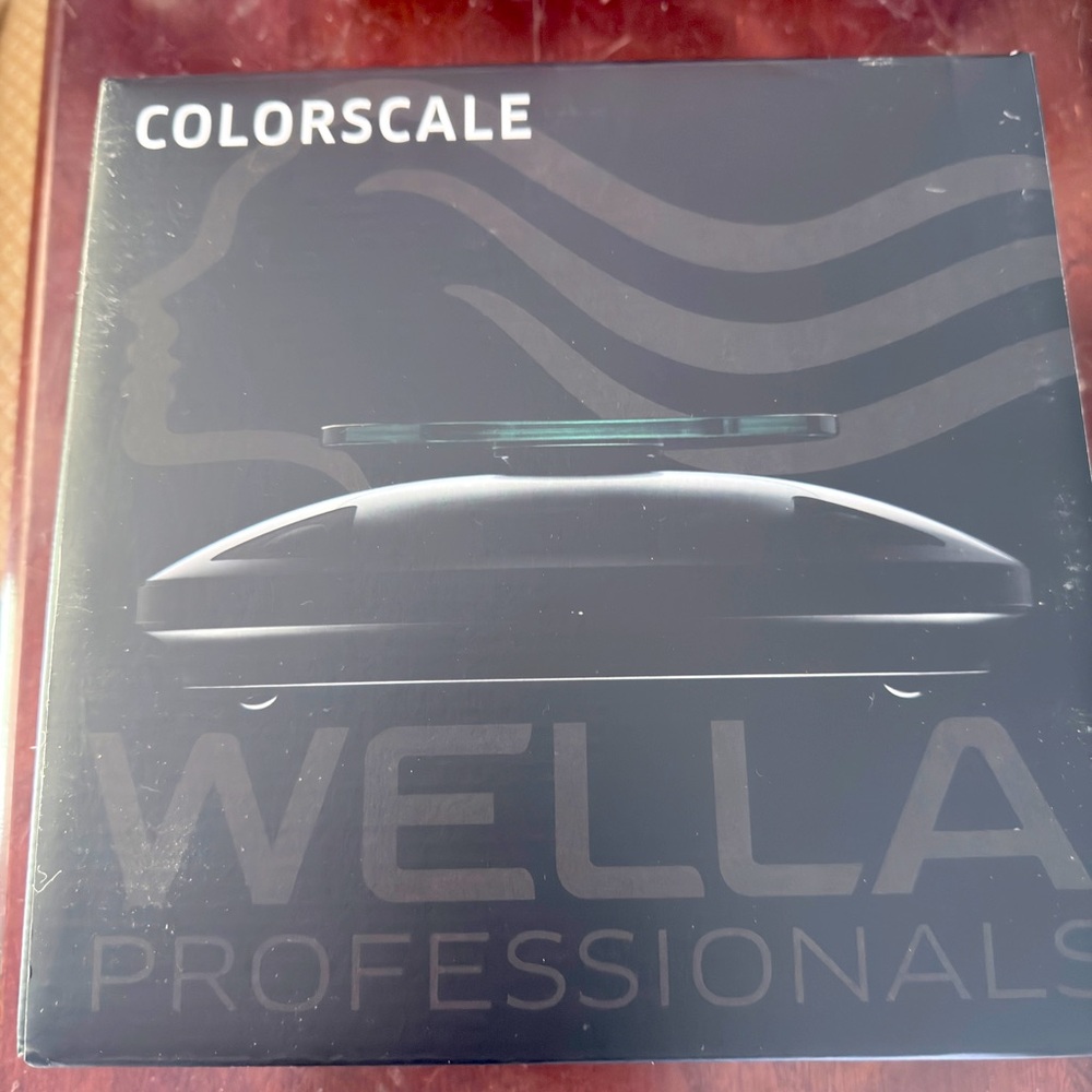 Wella Colorscale in Elegant Black